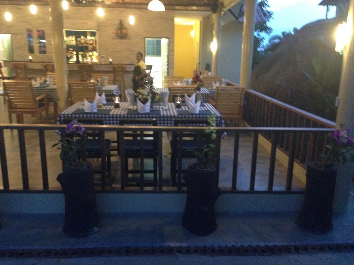 Flower Paradise Bungalows & Swiss Restaurant Roestiland Lamai Beach  Exterior foto